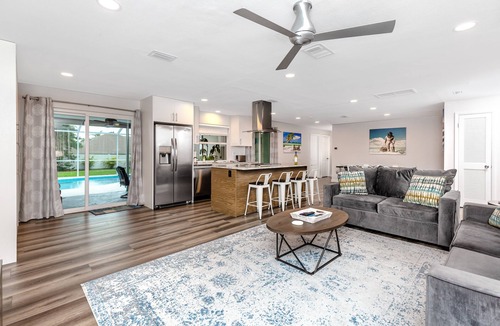 Tarpon Springs House | Tarpon House · Heated Pool, 5 min to Beach