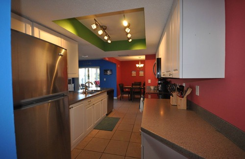 Lake Shore Estates House | Tarpon Lake Escape LLC