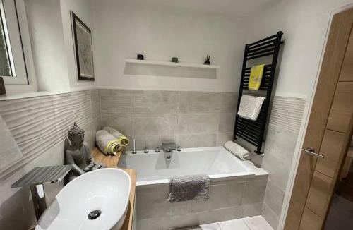 Tarporley House | Tarporley No 7