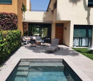 Tamarit Villa | TarracoHomes, Town House La Mora