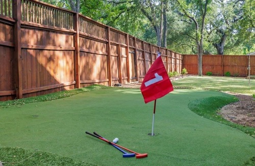 Tarrytown House | 🌿 Tarrytown Haven with Pool + Putting Green | Austin Songbird 🎶