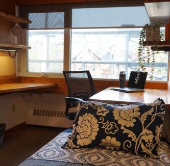 Midtown Toronto Hostel | Tartu College Student Residence