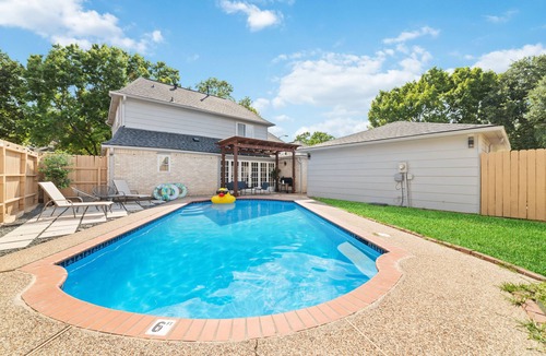 Clodine House | Taste of Nature/4BD,2.5BTH/Houston/Amazing Pool