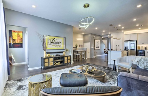 Durham House | Tasteful Durham Townhome - 6 Mi to Downtown!