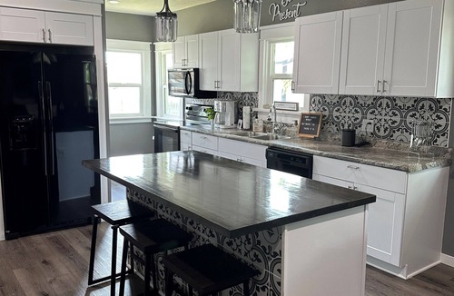 Scottsbluff House | Tasteful four-bedroom, three-bathroom home in Scottsbluff is ready for you!