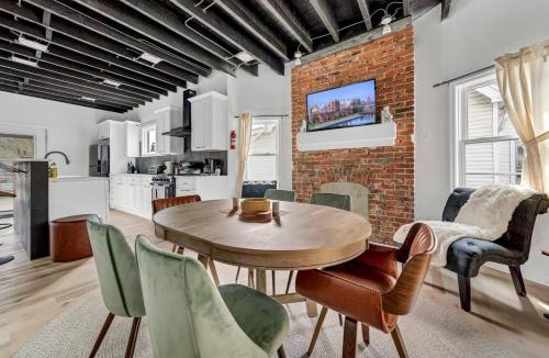 Lakeview House | Tasteful Full Home Dtown Buffalo