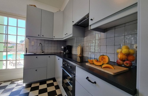 Olonzac Villa | Tasteful maison de maître with private pool