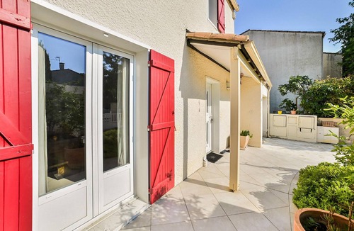 Alco House | Tasteful, quietly located vacation home with private outdoor pool.