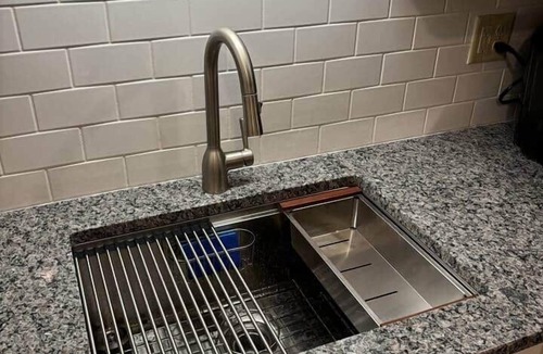 New Haven Apartment | Tasteful two bedroom just minutes to Middlebury!