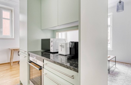 Sihlfeld Apartment | Tasteful Werd 2.5 Room w/Storage, by Blueground