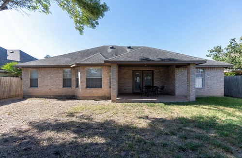 Brownsville House | Tastefully remodeled and furnished home in the heart of Brownsville.
