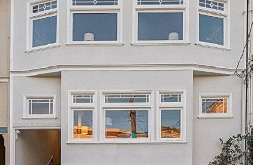 Outer Richmond Apartment | Tastefully remodeled ocean-view flat
