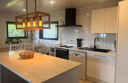 Coopers Beach Apartment | TAT's Place