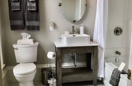 Wolfville Bed & Breakfast | Tattingstone Inn