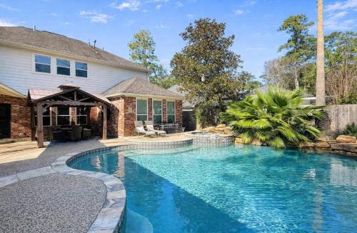 Alden Bridge House | Taupewood Pl