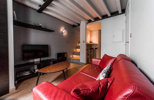Toulouse City-Centre Apartment | Taur Street 6 Duplex ?plein Centre