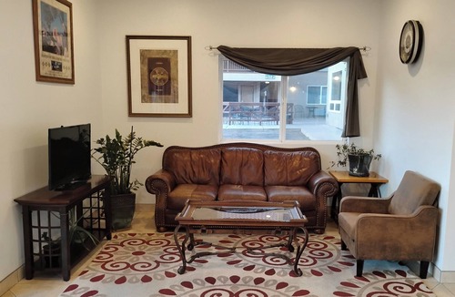 Manitou Springs Hotel | Tava Motel Manitou Springs