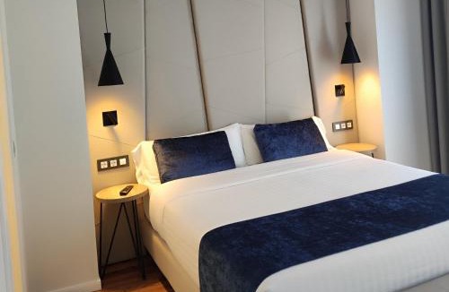 L'Escala Hotel | Taverna de la Sal Boutique Hotel