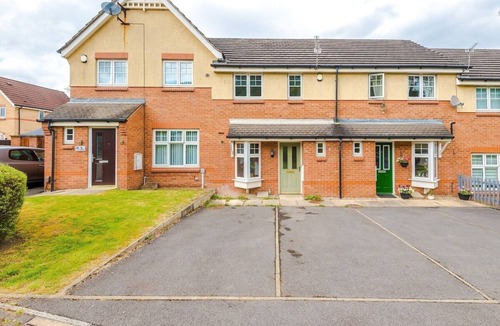 Holbeck House | Tavistock Way | Short Lets Accommodation Leeds