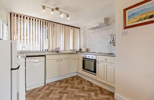 Newton-on-Rawcliffe House | Tawny cottage