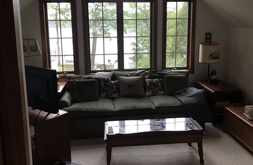 Auburn House | Taylor Pond Cottage