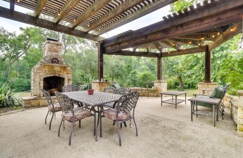 Taylor House | Taylor Vacation Rental with Patio and Creek Access!