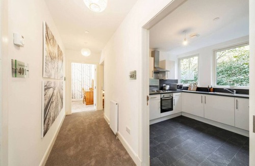 Glenisla Apartment | Taypark Garden View Apartment