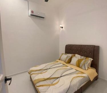 Kampung Paloh House | TBJ HOMESTAy