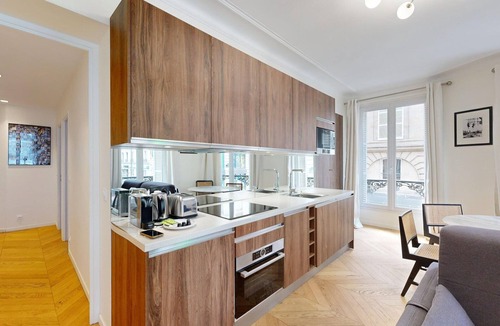 Quartier de la Porte-Saint-Denis Apartment | TBS 119 - Fabulous apartment near the Musée Grévin
