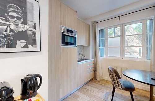 13th Arrondissement Apartment | TBS 26 - Cosy and charming studio in Paris