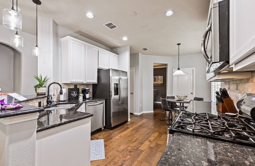 Lantana House | TCH - 4BR/3.5BA Home in Lantana - T
