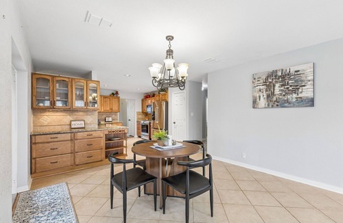 Sachse House | TCH - Comfy 3/2.5 home in Sachse with Workspace
