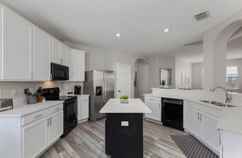 Little Elm House | TCH - Cozy 3bd/2ba in Little Elm with Workspace