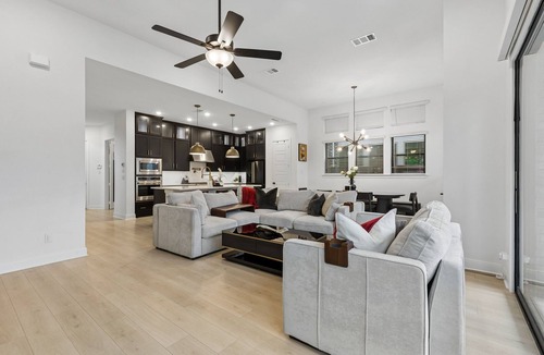 The Colony House | TCH - Luxury 3BR/2.5BA Home with Office