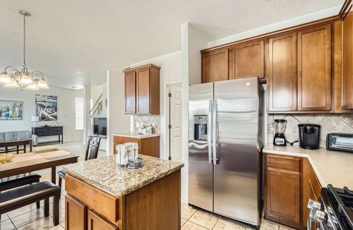 Avery Ranch Far West House | TCH -Spacious 3bd/2.5ba home in Avery Ranch w/Workspace