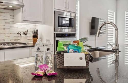 Vickery Meadow House | TCH - Spacious 3bd/2.5ba in Dallas with Workspace