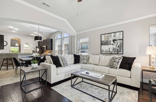 Keller House | TCH - Spacious 4bd/2ba home in Keller with Office