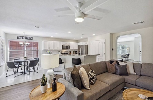Sachse House | TCH - Spacious 4bd/2ba home in Sachse with Office