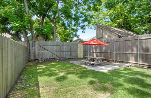 East Riverside House | Tchoup House One - Historic Shotgun In Uptown