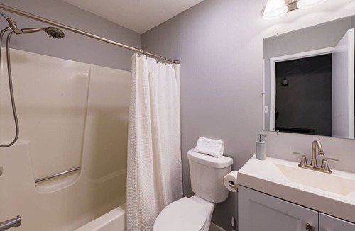 East Stroudsburg House | TDT Poconos Getaways