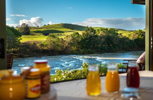 Haruru Cabin | Te Awa Lodge