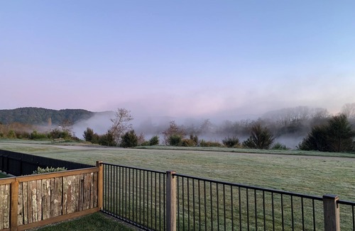 Ngaruawahia House | Te Awa River Path Accommodation