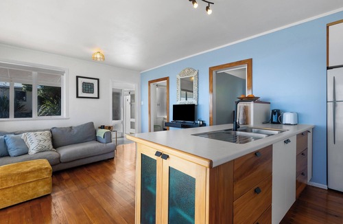 Ahipara House | Te Hu - Ahipara Beachfront Bach