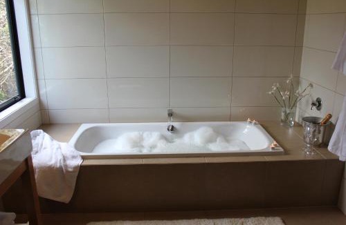 Taiharuru Villa | Te Kahu Pacific View