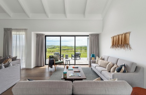 Te Akau Cabin | Te Karaka Lodge