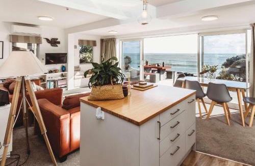 Bell Block Apartment | Te Moana Waterfront - beachside accommodation
