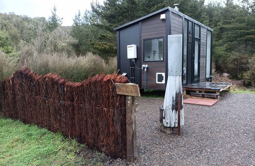 Shannon House | Te Paki Dam View by Tiny Away