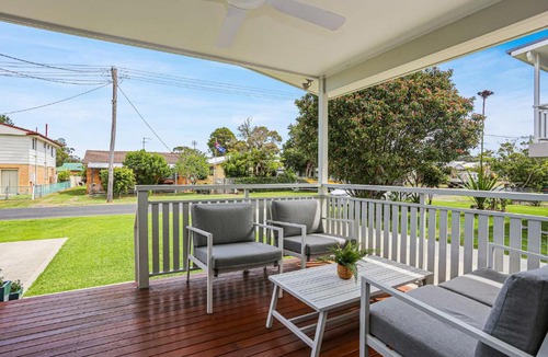 Tea Gardens House | Tea Gardens Cosy Cottage