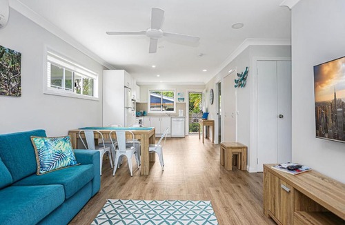 Tea Gardens House | Tea Gardens Cosy Cottage