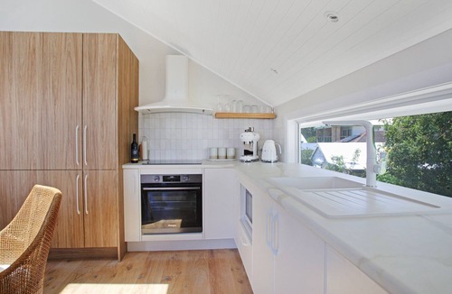 Tea Gardens Apartment | Tea Gardens Loft - Boutique Accommodation